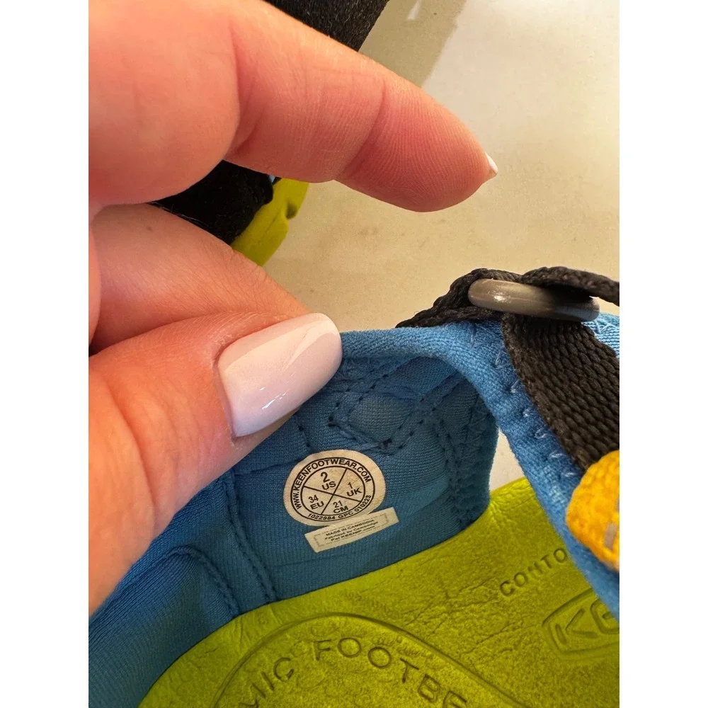 Keen Seacamp II CNX Kids Size 2‎ Sandals Blue Black Green Sport Water Shoes